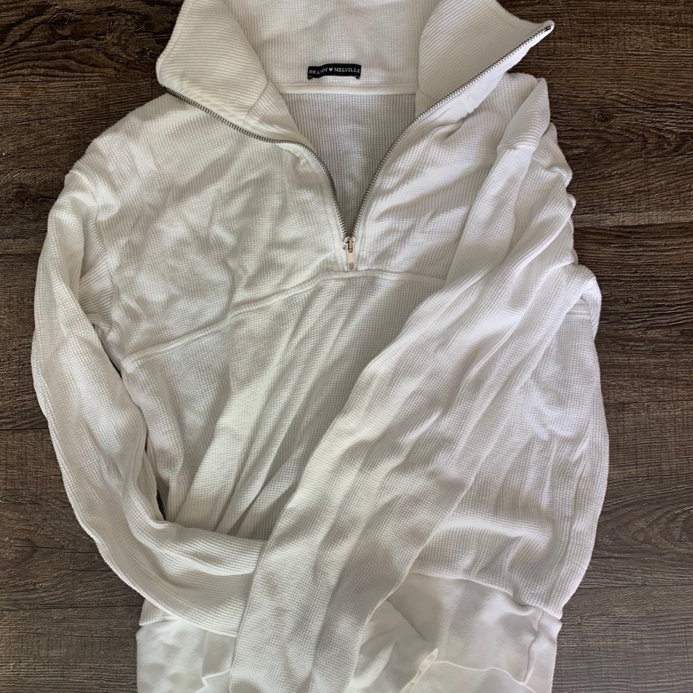 brandy melville half zip up
